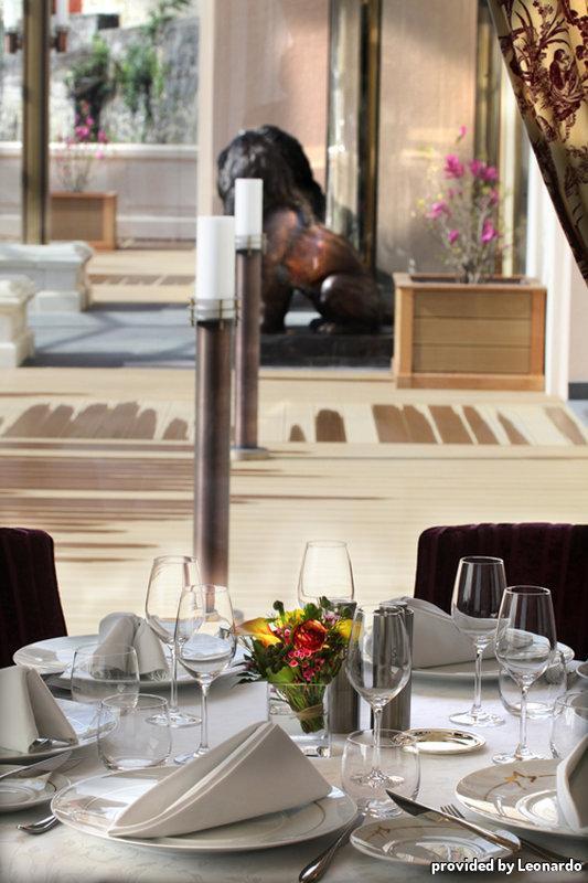 רויה Hotel Princesse Flore מסעדה תמונה