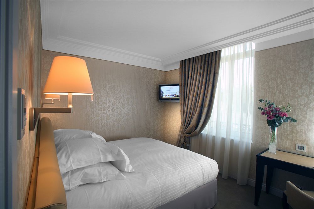 רויה Hotel Princesse Flore מראה חיצוני תמונה